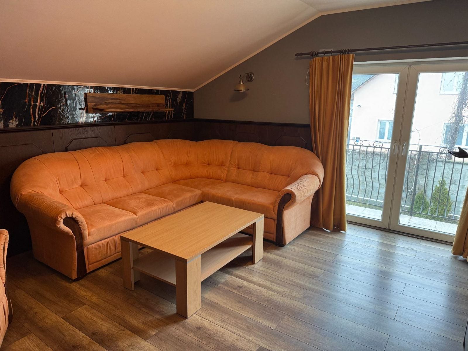 Apartmán pre novomanželov v Košiciach — ubytovanie v objekte Marin Priestory