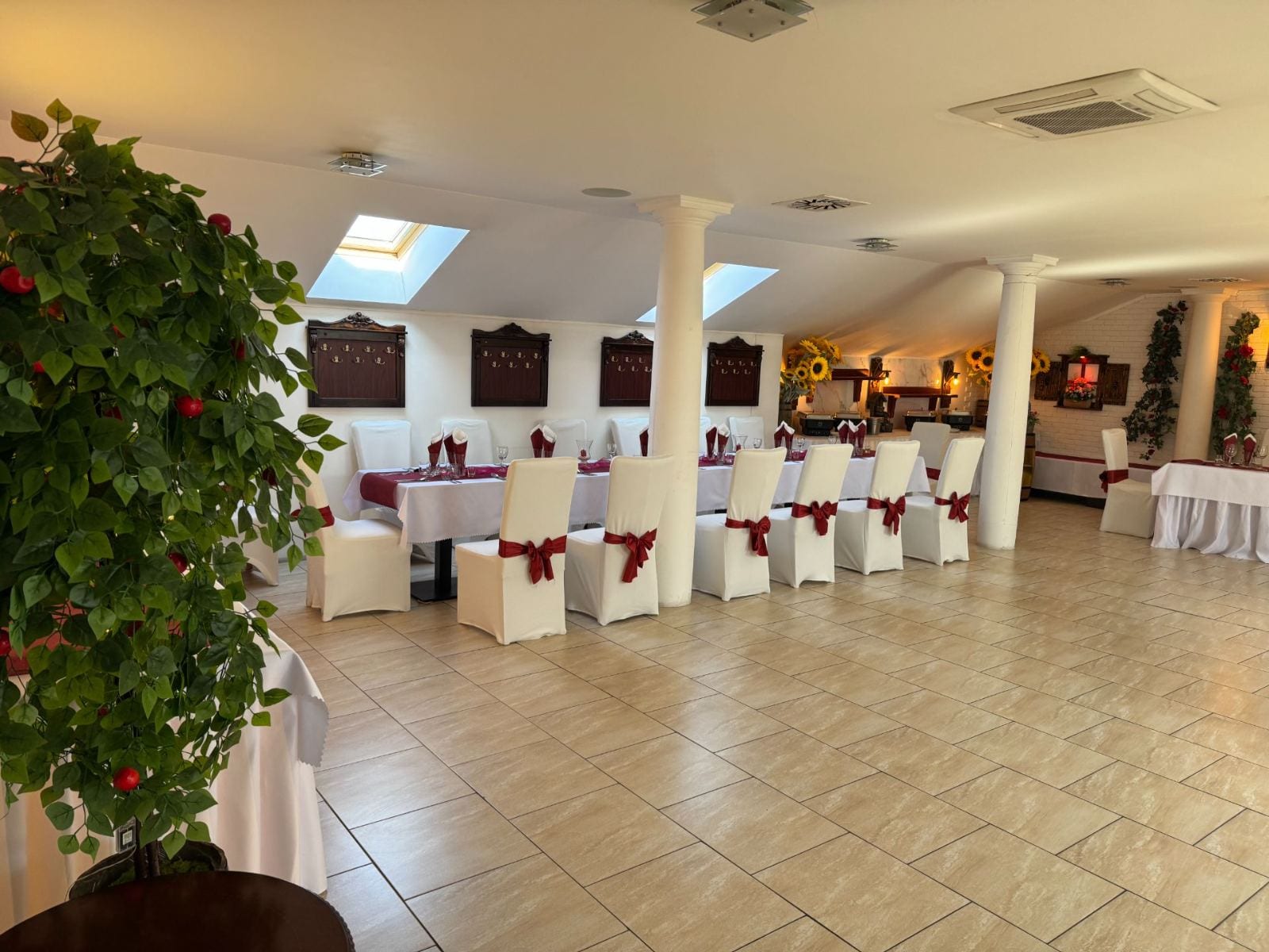 Teambuilding Košice — slávnostná sála Marin Priestory pre 50 osôb